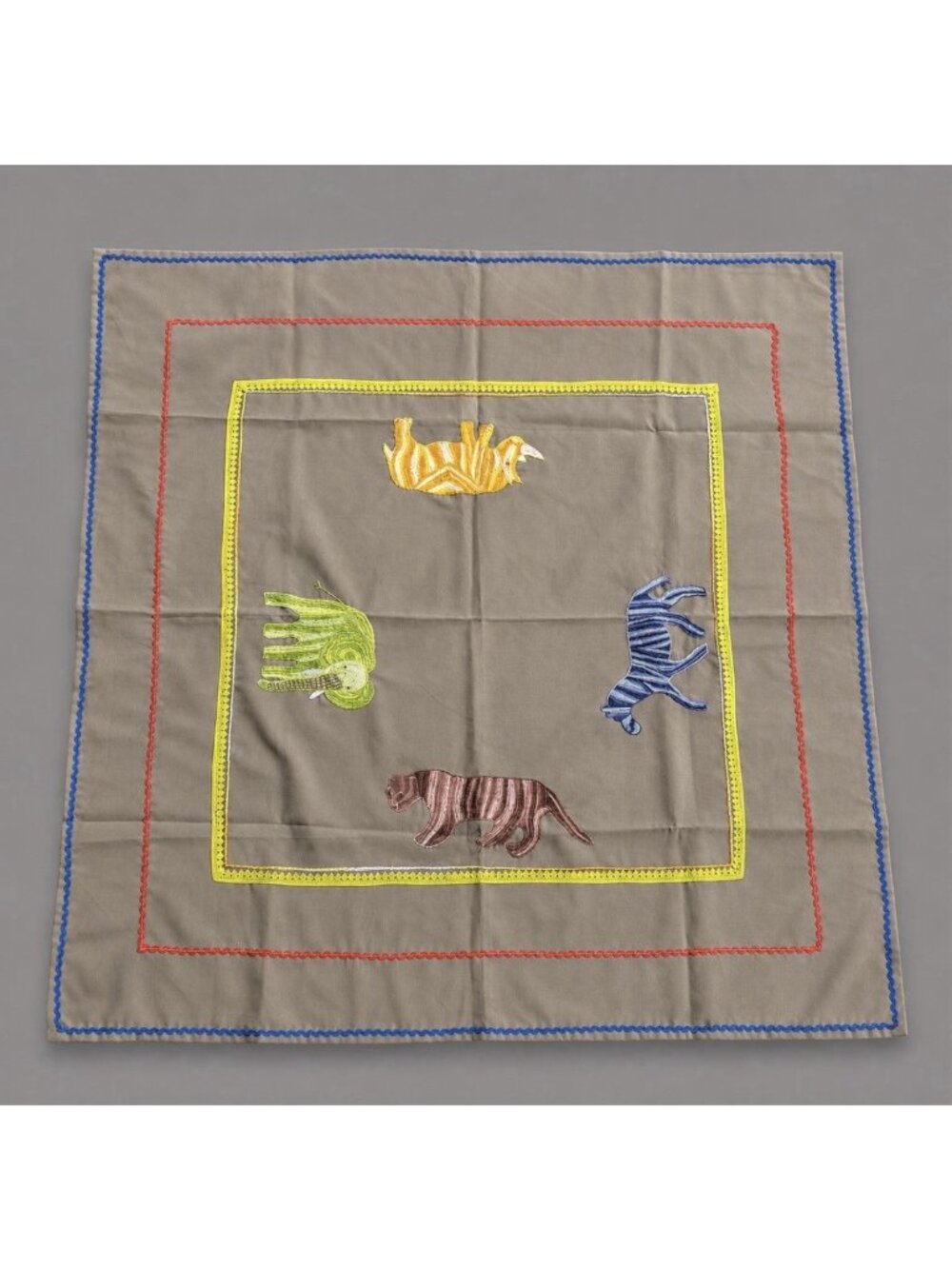Colorful Square 39.5" x 39.5" Cotton Tablecloth w/Multicolor Safari Animals NEW